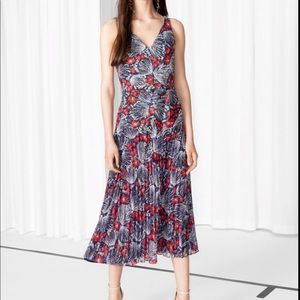 NEW & Other Stories Pleated Shinjuku Print Dress